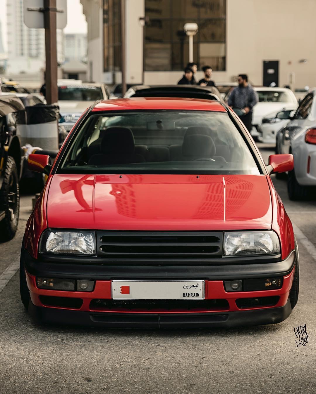 Volkswagen Vento Front